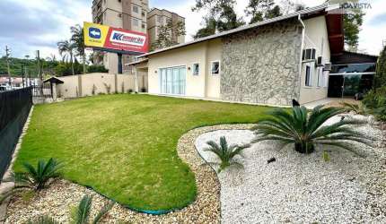 Casa à venda no bairro Boa Vista - Joinville/SC