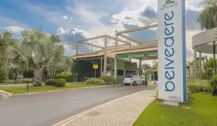 Casa para alugar condomínio Belvedera com 3 suítes e energia solar
