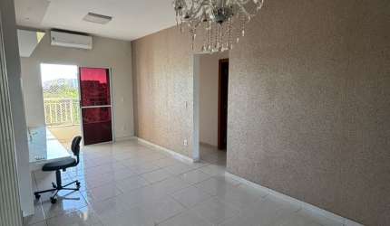 Apartamento de 3 quartos e armários planejados