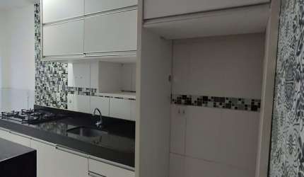 Apartamento de 2 quartos para alugar com armários planejados