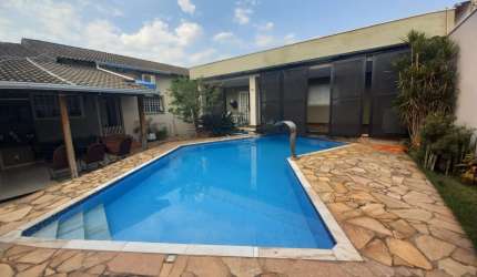 Apartamento para alugar com 4 quartos e suíte e armários planejados
