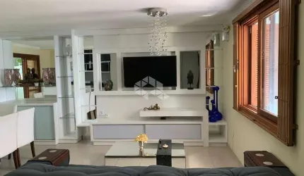 Sobrado com 3 dormitórios na Zona Sul