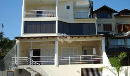 Casa 6 dormitórios bairro Ipanema