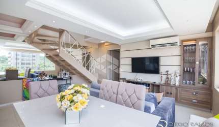 Cobertura de 3d com 1 suíte,  2 vagas cobertas e escrituradas no bairro Petrópolis