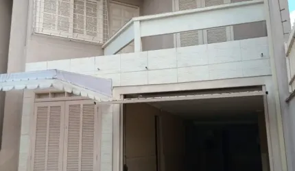 Sobrado  Tríplex- Santa Felicidade-Curitiba/PR