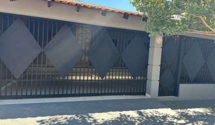 Vende se casa Condomínio Recanto