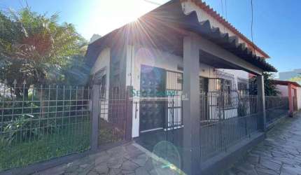 Sobrado com 5 dormitórios à venda, 260 m² por R$ 1.590.000,00 - Vila Eunice - Cachoeirinha/RS