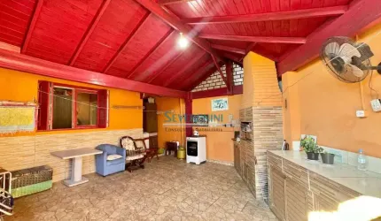 Casa com 2 dormitórios à venda, 57 m² por R$ 350.000,00 - Centro - Cachoeirinha/RS