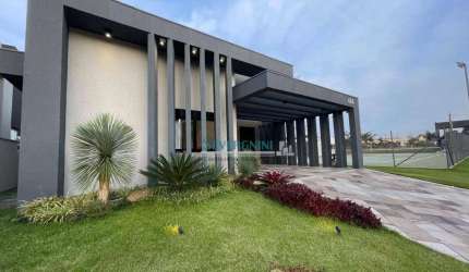Casa com 3 dormitórios à venda, 159 m² por R$ 1.900.000,00 - Distrito Industrial - Cachoeirinha/RS