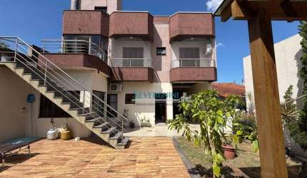 Sobrado com 4 dormitórios à venda, 160 m² por R$ 1.200.000,00 - Vila Parque Brasília - Cachoeirinha/RS