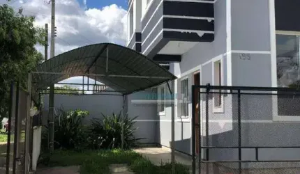 Sobrado com 2 dormitórios à venda, 53 m² por R$ 290.000,00 - Marrocos - Gravataí/RS