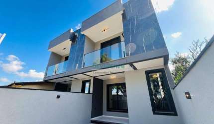Sobrado com 3 dormitórios à venda, 117 m² por R$ 549.000,00 - Castelo Branco - Gravataí/RS