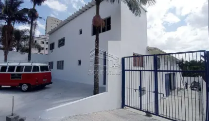 GA1123 - Alugo este galpão em Carapicuíba com 800 metros de terreno, 600 metros de área construída, 500 metros de área fabril, 100 metros de escr.