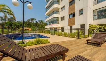 Seu Luxuoso Refúgio em Arujá Espera por Você!