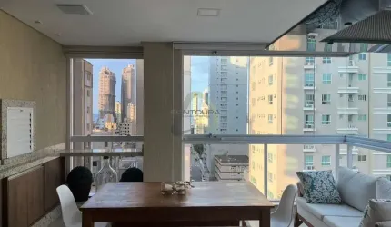 Apartamento com 3 quartos à venda na Ruas 270,272, 275, Meia Praia, Itapema por R$ 1.670.000