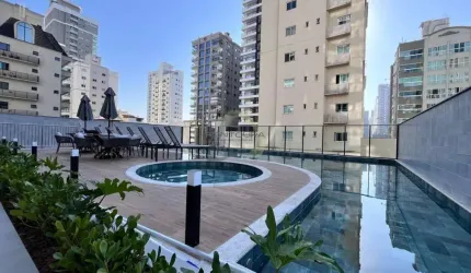 Apartamento com 2 quartos à venda na Rua 302, 300, Meia Praia, Itapema por R$ 1.130.000
