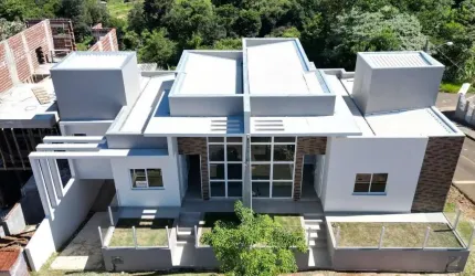 CASA GEMINADA NO DESBRAVADOR