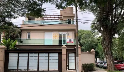 Linda Casa à Venda - C/ 4 quartos c/ suíte e varanda - AT 724,37M² - Jardim Paulista - São Paulo/SP