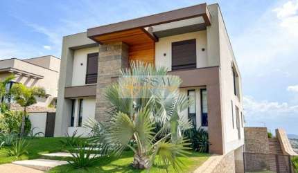 Casa à venda no Residencial Campo de Toscana - 4 suítes - AT: 800m², AC: 458m² - R$5.500.000