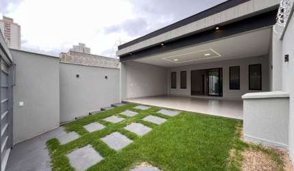 Casa com 3 quartos no Jardim Atlântico a poucos passos do Parque Cascavel