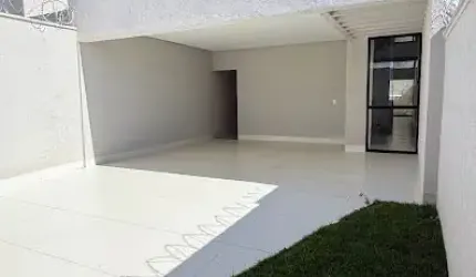 Sobrado 3 Suítes 179 m² com Piscina | Setor Moinho dos Ventos - Goiânia