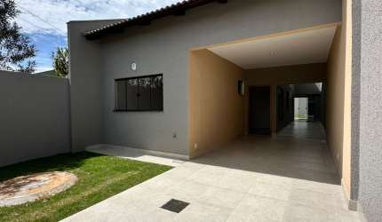 Casa 3 quartos sendo 1 suíte em aparecida de Goiânia