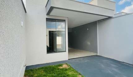 Linda casa 2/4 com suíte em Trindade com entrada de apenas R$23.000,00
