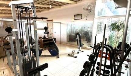 **Espaçosa Casa com Área Gourmet no Jardim Mont Serrat**