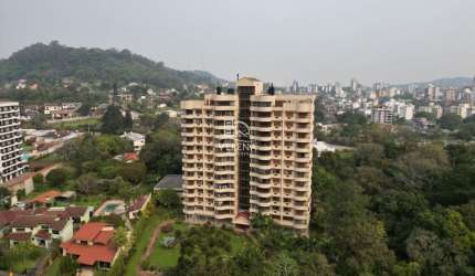 APARTAMENTO COM 3 DORMITÓRIOS EM FRENTE AO COLÉGIO MAUÁ