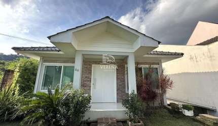 EXCELENTE CASA NOS ALTOS DA VERENA