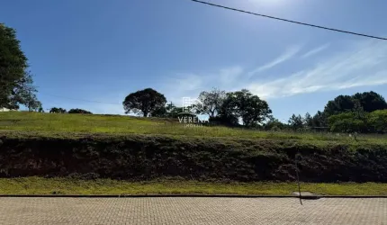 BELLÍSIMO TERRENO NO RESERVA DO ARVOREDO