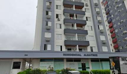 Apartamento 3 dormitórios no centro/Palhoça