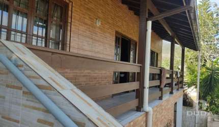 Casa com Kitnets
