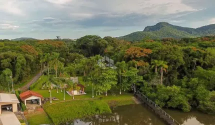 Chácara - São Francisco do sul-SC - com lagos, trapiche, arvores frutíferas com18.000 m2.