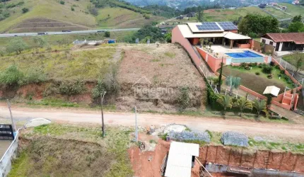 Terreno à Venda em Igaratá 1.400 m² em Condomínio
