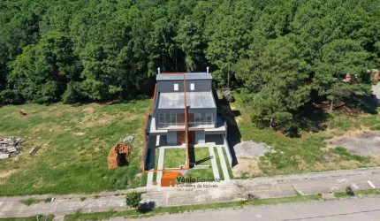 Casa para Venda em Florianópolis, São João do Rio Vermelho, 3 dormitórios, 1 suíte, 3 banheiros, 3 vagas