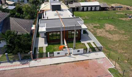 Casa para Venda em Florianópolis, São João do Rio Vermelho, 3 dormitórios, 1 suíte, 2 banheiros, 2 vagas