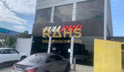Excelente Galpão à venda no Bairro Itaum