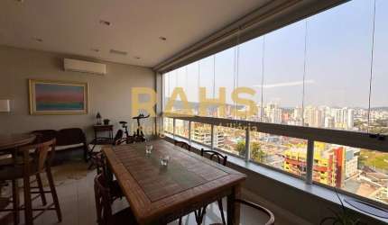 Impecável apartamento com 264.11m² à venda no bairro Atiradores - Joinville/SC