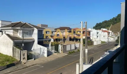 Geminado próximo ao Shopping Garten