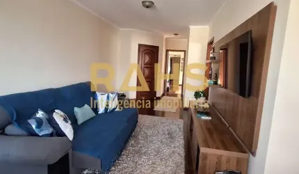 Apartamento no Centro de Joinville, 3 dormitórios sendo 1 suíte, escritório, 2 vagas individuais