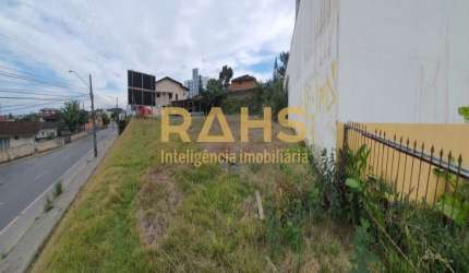 Terreno à venda no bairro Iririú em Joinville/SC