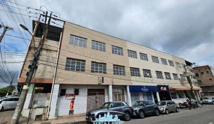 Código 4431 -  Aluga área comercial no bairro Iguaçu