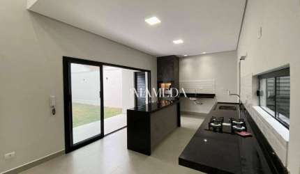 Casa Recém Construída com Acabamentos em Alto Padrão - 3 Quartos sendo 1 Suíte à venda, 148 m² por R$ 795.000 -Região Leste - Londrina/PR
