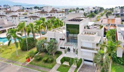 Casa com 8 quartos à venda, 1103 m² por R$ 17.000.000 - Jurerê Internacional - Florianópolis/SC