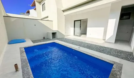 Sobrado com 3 dormitórios à venda, 108 m² por R$ 770.000,00 - Itacolomi - Balneário Piçarras/SC