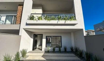 Sobrado com 3 dormitórios à venda, 122 m² por R$ 790.000,00 - Itacolomi - Balneário Piçarras/SC