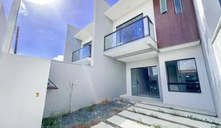 Sobrado com 3 dormitórios à venda, 126 m² por R$ 699.000,00 - Itacolomi - Balneário Piçarras/SC