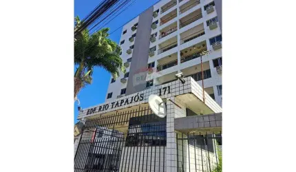 Apartamento com 107m², 4 quartos (1 suíte e 1 dependência completa), 2 varandas, no bairro da Várzea.