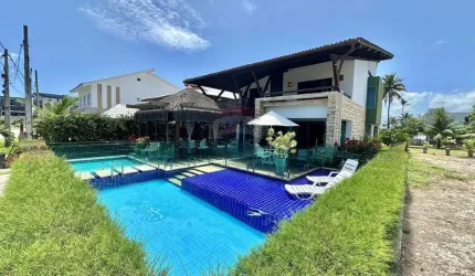 Casa de Veraneio em Muro Alto com 4 suítes